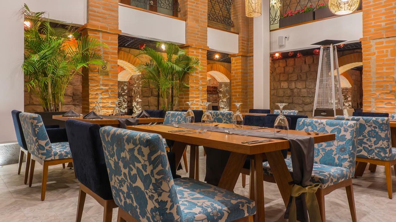 Hotel Otavalo Ngoại thất bức ảnh